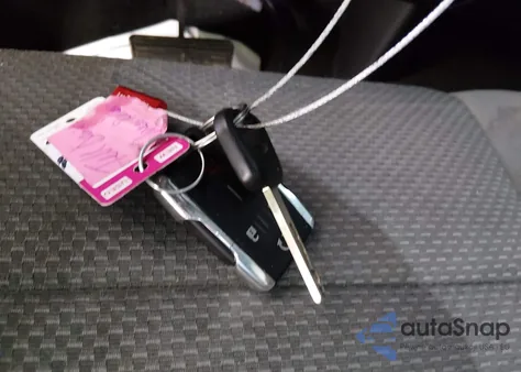 2015 Chevrolet Silverado 1500 1Lt из США, поврежденный, VIN 3GCPCREC8FG193208